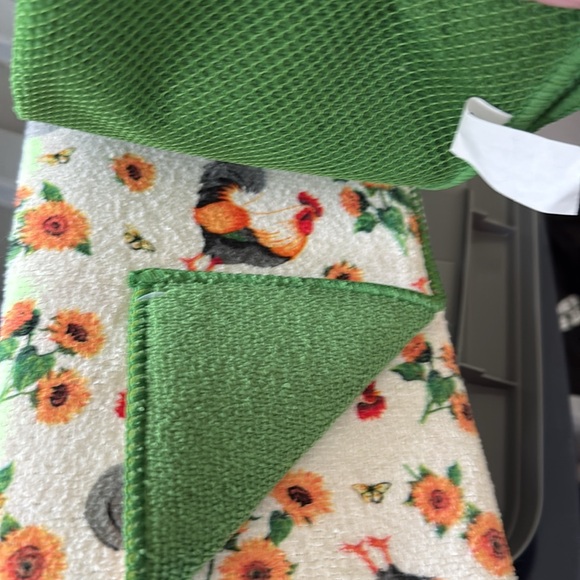 Floral Microfiber Kitchen Set - Picture 3 of 6